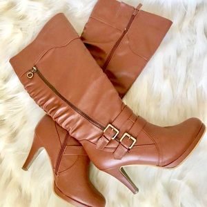 Size 9 women heal boots